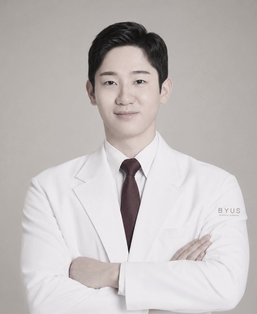 바이어스성형외과 이기대 대표원장